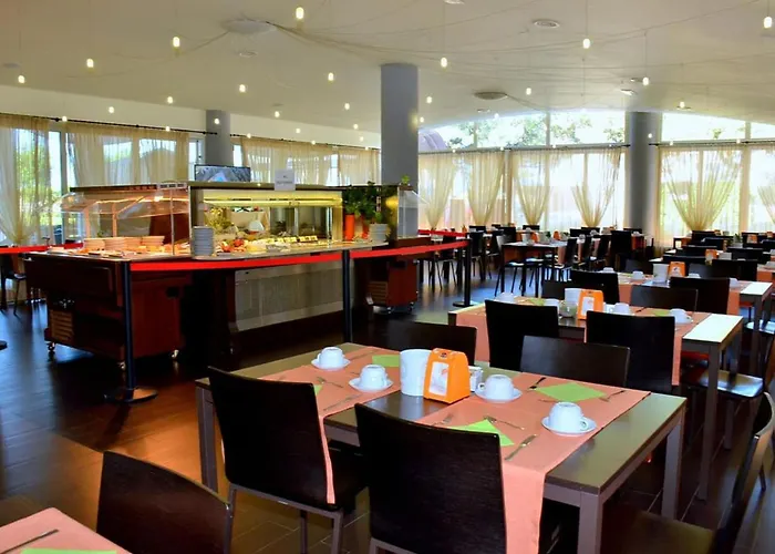 Inviting Calm And Bright Flat Near The Appartamento *