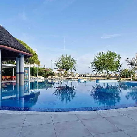 Inviting, Calm And Bright Flat Near The *